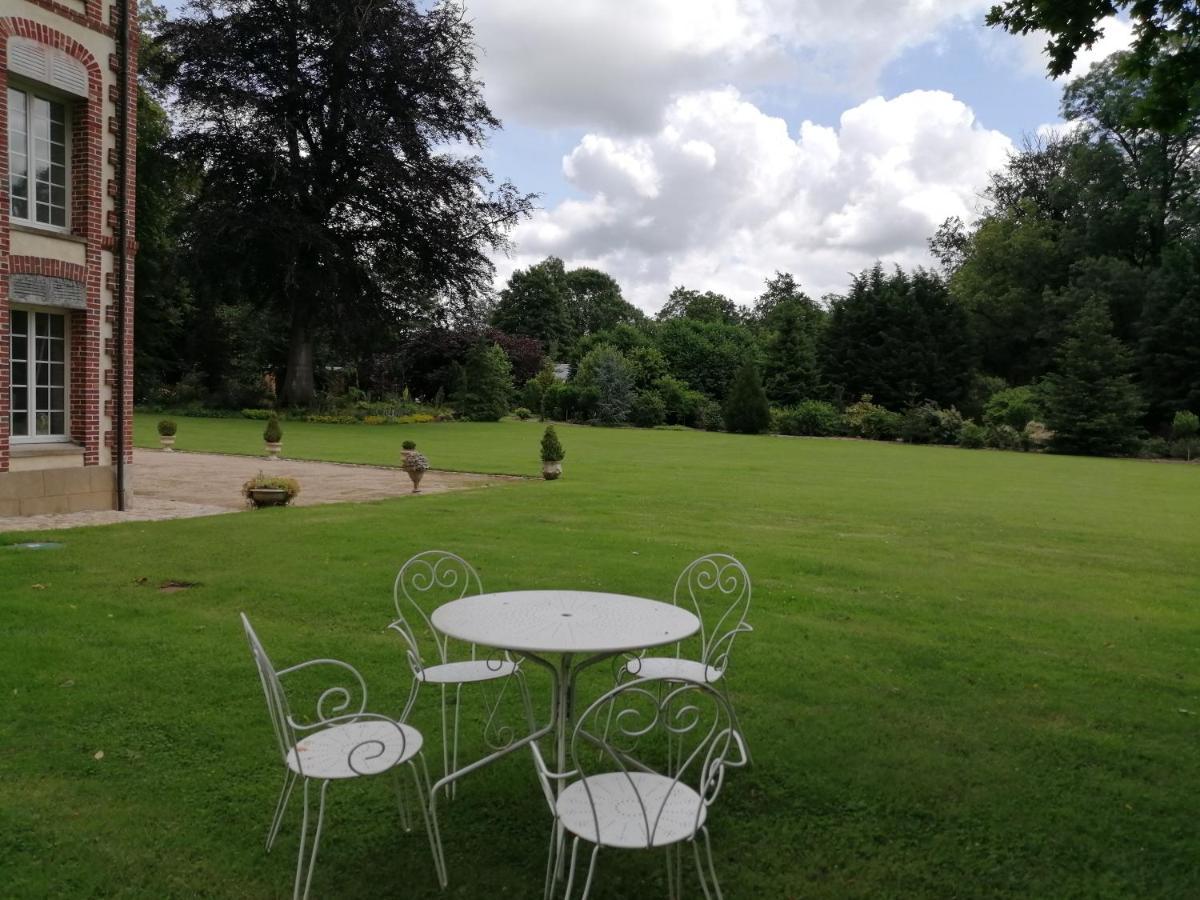 Chambre E Andre Le Domaine Des Jardins De Bracquetuit 外观 照片